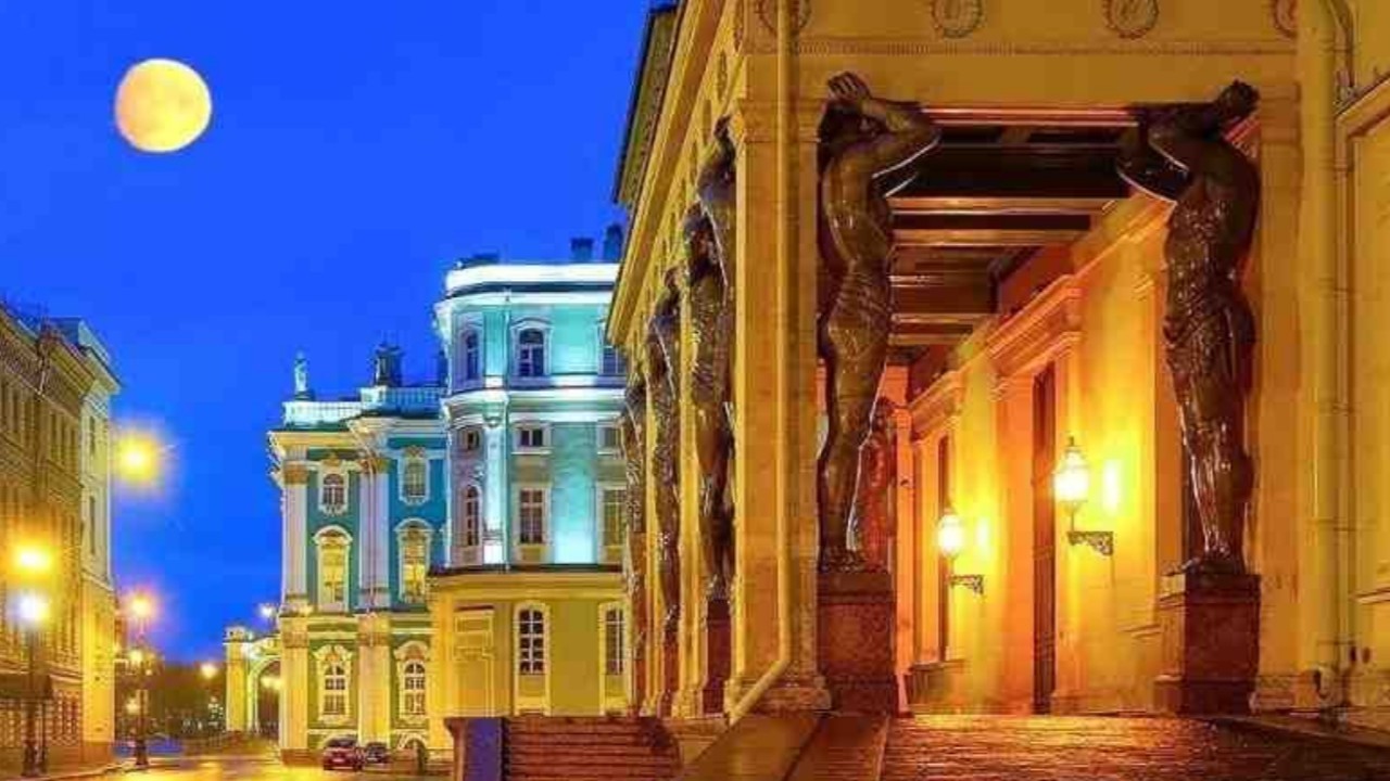 улицы Санкт-Петербурга