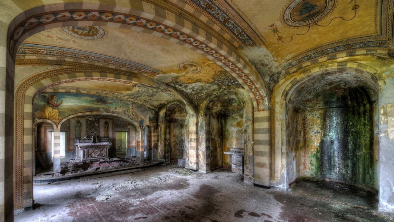 Магия заброшек: Зачем люди отправляются исследовать руины и старые фабрики?